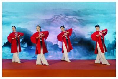 安徽人游安徽2023亳州文化旅游營(yíng)銷(xiāo)暨雙招雙引推介會(huì)在合肥舉行